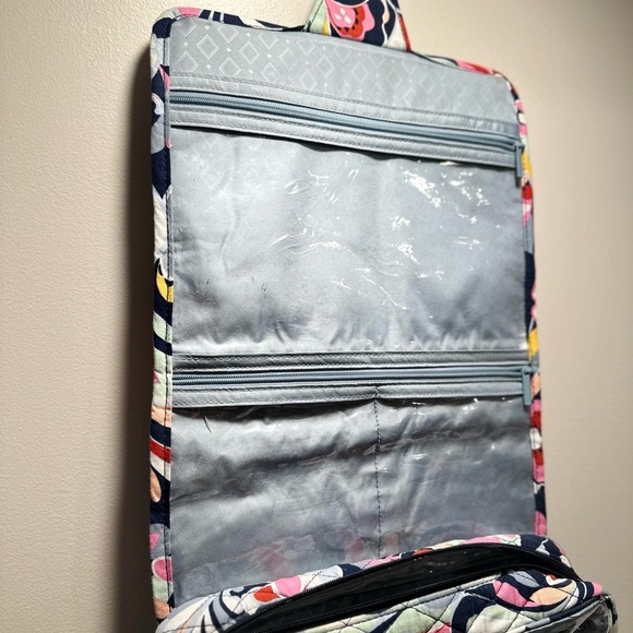 Vera Bradley Mod Paisley BlushBrush Case,Grand Hanging & Personal Organizer Set - Picture 5 of 15